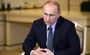 Путин поручил кабмину, ЦБ и ФАС провести оценку обоснованности тарифов в сфере страхования