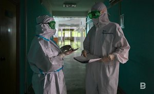 Главное о коронавирусе на 15 августа: спад заболеваемости через две недели, назальная вакцина от всех штаммов