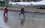 В Казани сняли на видео, как дети из-за замерзших ливневок обегают огромную лужу по проезжей части