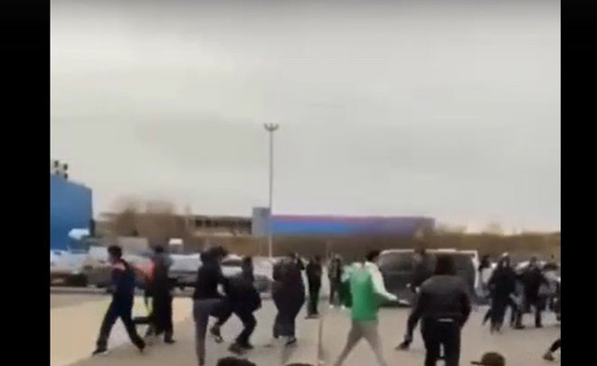 «Подрались выходцы из Казахстана и Таджикистана»: силовики считают «битву у Ozon» межэтническим конфликтом