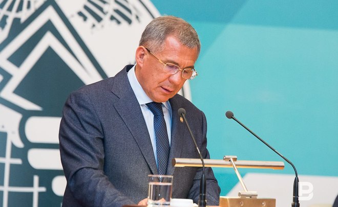 Минниханов выразил соболезнования главам Удмуртии и Самарской области