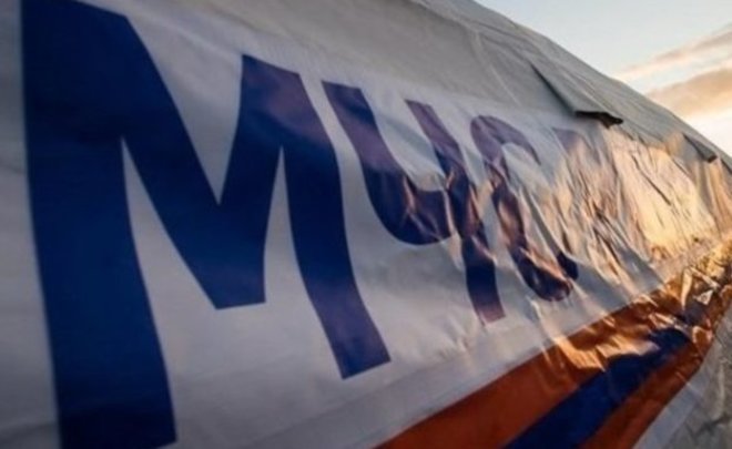 К многоквартирному дому в Челнах съехались экстренные службы из-за пакета с надписью «подарок»