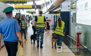 Татарстанские таможенники нашли у пассажира самолета шесть незадекларированных часов почти на 10 млн рублей