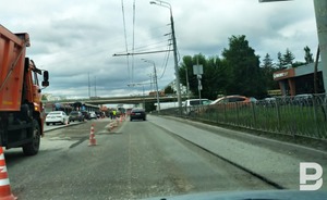 В Казани на проспекте Ямашева образовался затор из-за ремонта дороги — фото