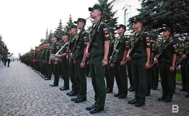 Итоги дня: взрыв газа в доме Нижнекамска, расширение призывного возраста, северокорейский вояж Минобороны