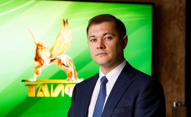 Генеральный директор АО «ТАИФ» поздравил сотрудников СИБУРа с 26-летием со дня образования