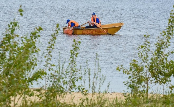 В Татарстане вчера вечером на мель село научное судно