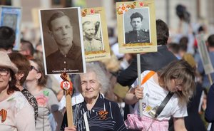 В Кремле ответили на сообщения о возможном переносе «Бессмертного полка»