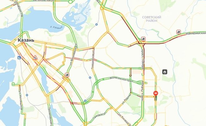 Казань вечером в пятницу встала в 10-балльных пробках