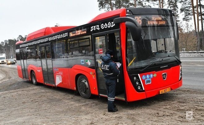 В Казани в результате столкновения двух автобусов пострадали два человека