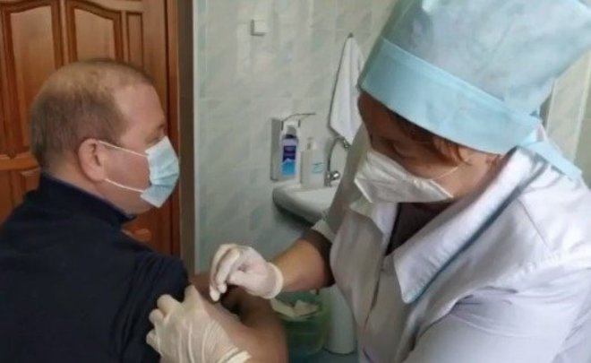 Прививка от COVID-19 и поздравления: новые посты глав районов Татарстана в «Инстаграме» 18 января