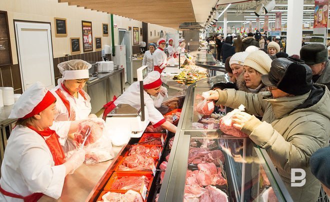 Российские производители предупредили о росте цен на колбасу и полуфабрикаты
