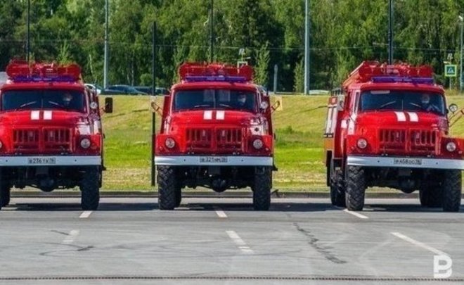 В Татарстане на пожаре в частном доме спасли троих детей