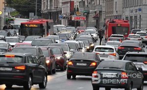 В центре Казани образовались сильные пробки