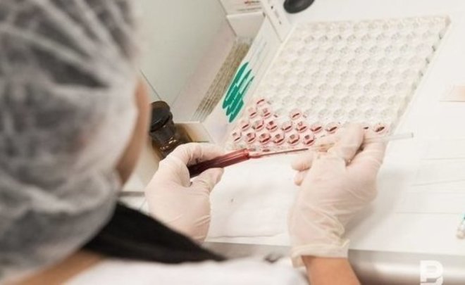 ВОЗ заявила, что COVID-19 невозможно остановить без вакцины