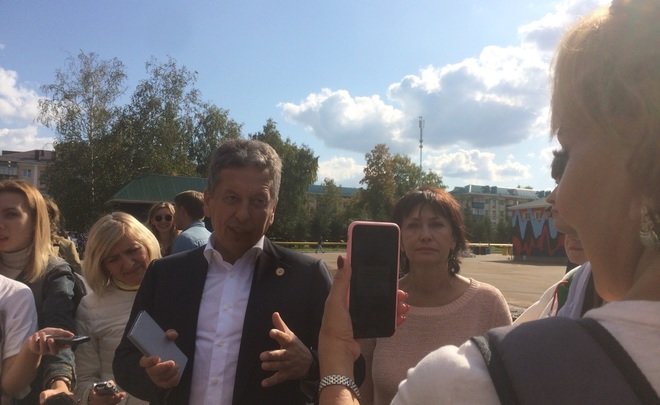 Маганов о химзаводе: «Цифры есть, которые говорят, что выбросы будут уменьшены»