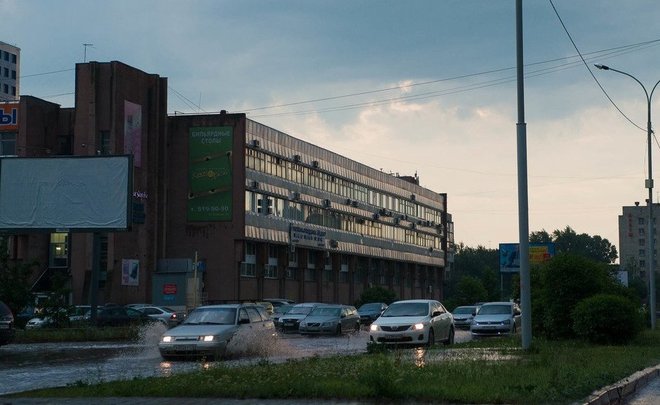 В Советском районе Казани после ливня без электричества остались порядка 3,7 тысячи жителей