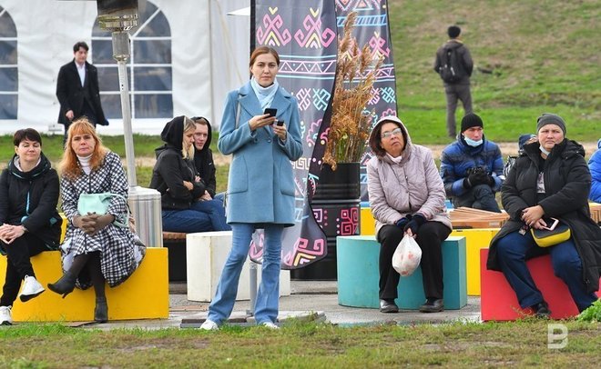 Психолог посоветовала завести «дневничок позитивных эмоций», чтобы избавиться от осенней апатии