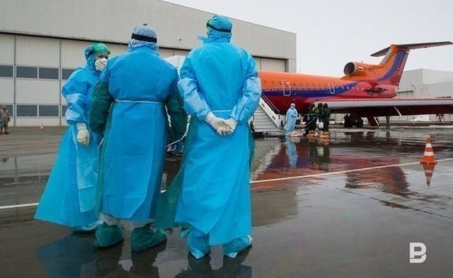 Путин поручил удвоить надбавки медработникам, борющимся с COVID-19, в новогодние праздники