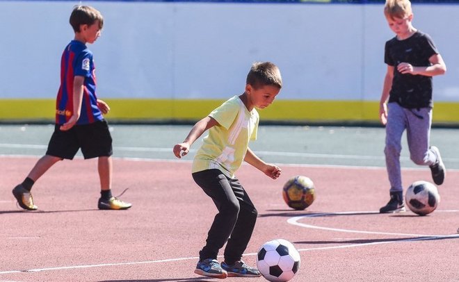 На оборудование для «умной» спортивной площадки на территории школы №49 в Казани выделят 33,3 млн рублей