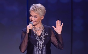 В День России Катя Лель заработает на концерте в Казани почти миллион рублей