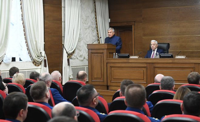 Минниханов потребовал оперативно решать проблемы участников СВО и их семей