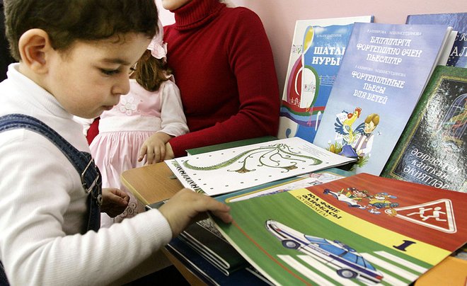 СМИ: Кремль не изменит своей позиции по поводу добровольного изучения татарского языка в школах