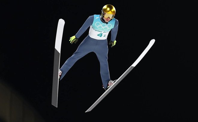 Садреев и Кустова стали победителями чемпионата России по прыжкам на лыжах с трамплина