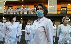 Онищенко предложил отменить масочный режим в России