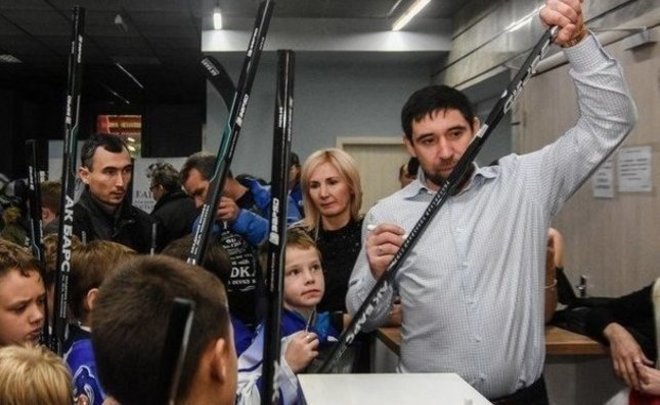 «Калашников» отсудил полмиллиона у фабрики клюшек хоккеиста Даниса Зарипова