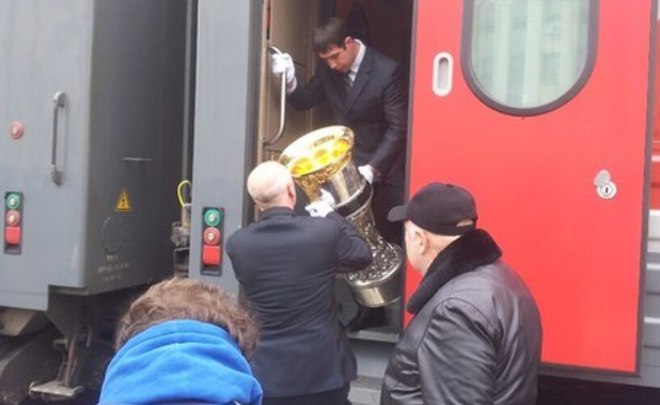 В Казань к финалу плей-офф привезли Кубок Гагарина