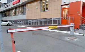 Исполком Казани судится с организаторами незаконных парковок