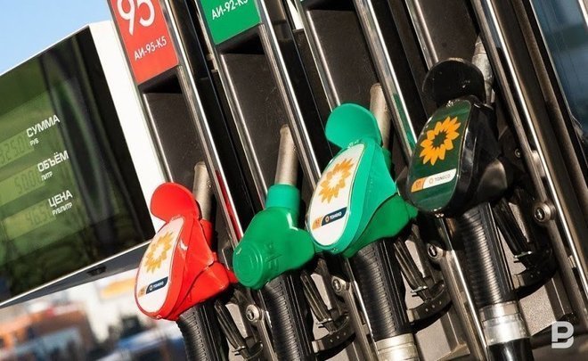 Минэнерго рекомендовало НПЗ увеличить производство автобензина в июне