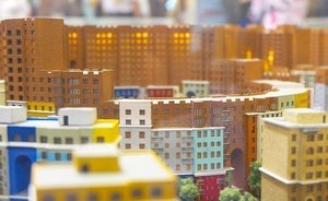 Российский депутат предложил запретить продажу долей в многокомнатных квартирах под видом студий