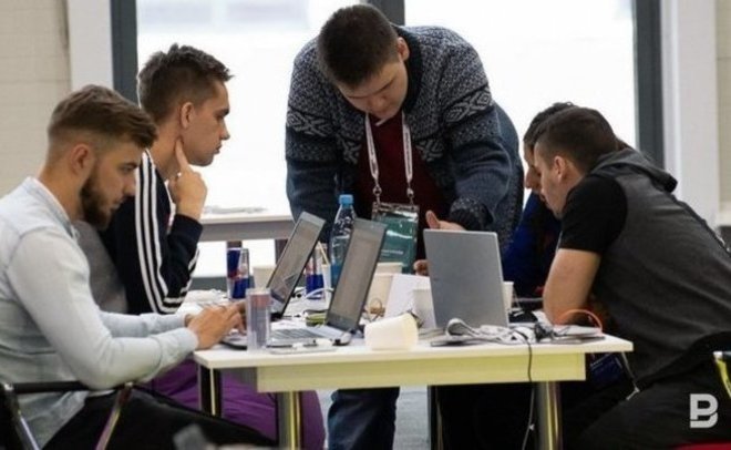 Почти 60% россиян ожидают повышения зарплаты в 2021 году