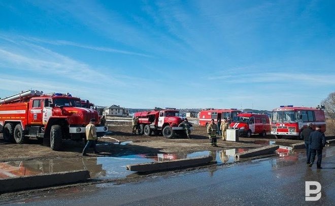 В Рязанской области полностью потушили пожар на военном складе