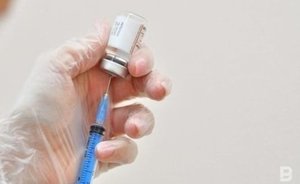 Минздрав России предложил выплачивать медработникам суммарно по 200 рублей за каждого привитого от COVID-19