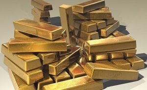 Центробанк в январе купил более 6 тонн золота