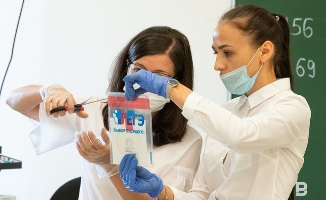 Рособрнадзор: 8,5 тыс. выпускников сдали ЕГЭ на сто баллов