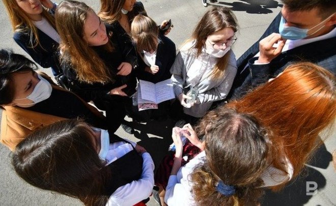 Президент России подписал закон об обязательном привлечении школьников к общественно-полезному труду