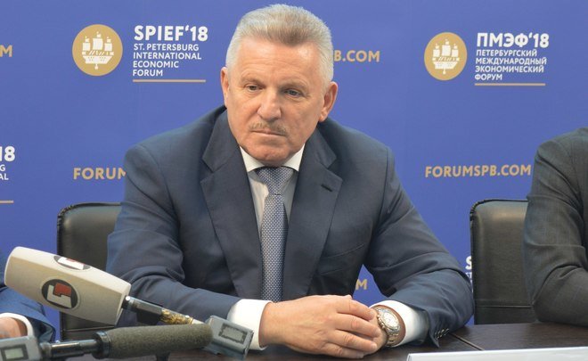 Медведев назначил бывшего хабаровского губернатора членом коллегии ВПК РФ