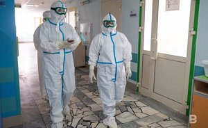 В Кремле оценили возможность введения новых антиковидных ограничений из-за омикрон-штамма