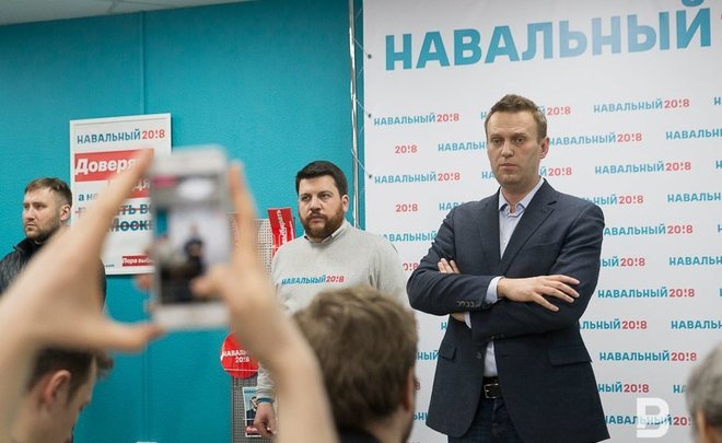 В центре Казани задержали сторонников Навального за пикет в его поддержку