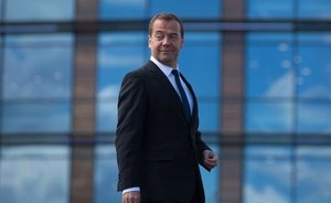 Медведев: работа в «разнотык» — хроническая проблема России