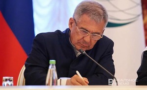 Раис Татарстана обсудил модернизацию инфраструктуры сбора и переработки ТКО с главой РЭО