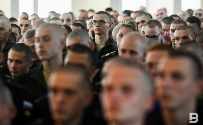 Дмитрий Песков заявил, что в Кремле не обсуждают возможность второй волны мобилизации