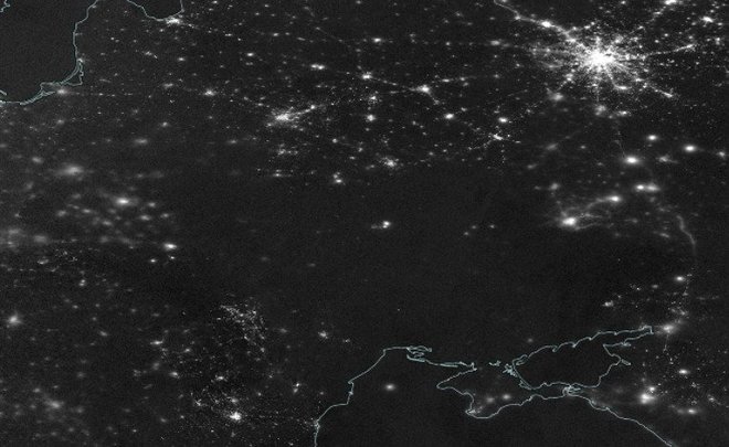 NASA опубликовало спутниковый снимок с Украиной без света после ударов