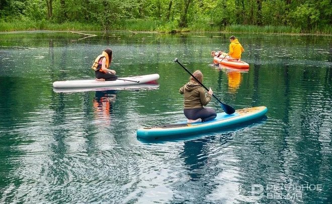 На Голубых озерах в Казани снова оштрафовали отдыхающих за катание на сапбордах