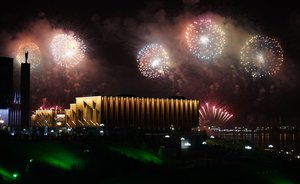 В Казани прошел салют в честь Дня города и Татарстана — в центре наблюдаются пробки