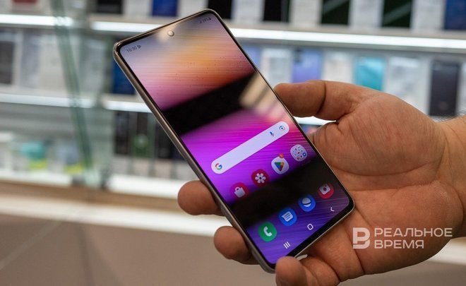 ЦИК России планирует закупить отечественные смартфоны для служебных целей